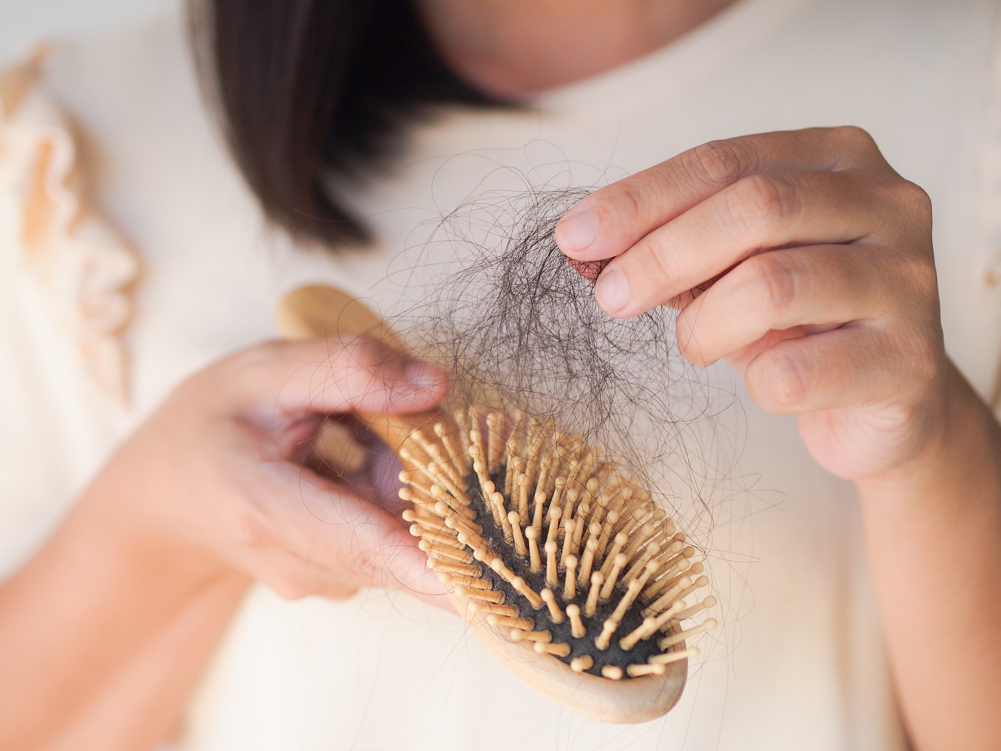 Il raffreddamento del cuoio capelluto per prevenire la caduta dei capelli, come funziona?